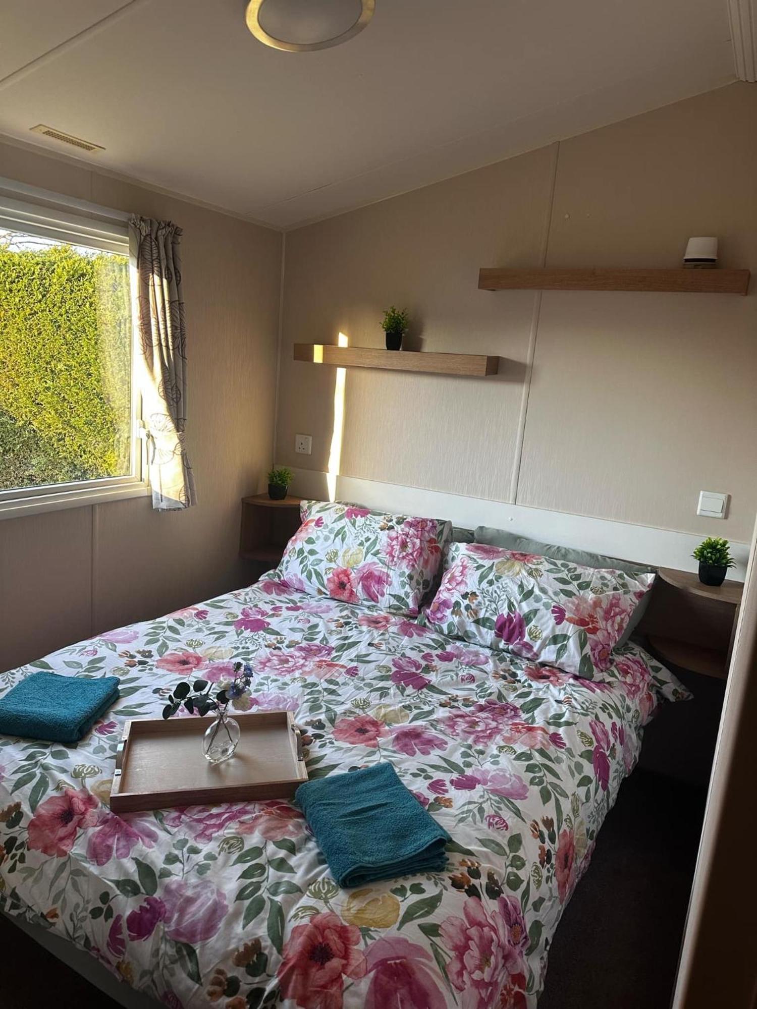 The Springs 22-Sara Hotel Skegness Ngoại thất bức ảnh
